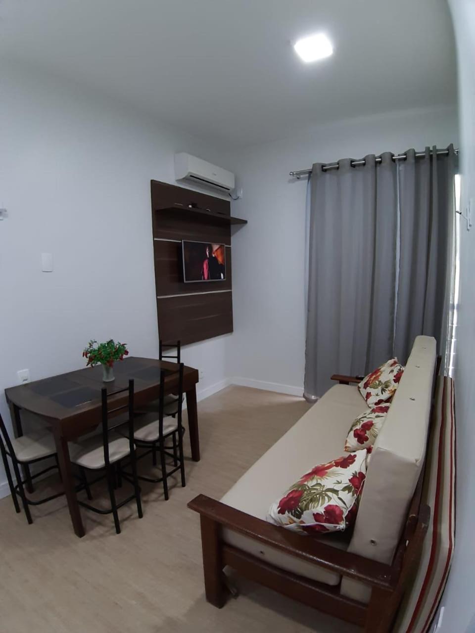 Apartamento Ilha Dos Patos Ingleses Na Beira Do Mar Florianópolis